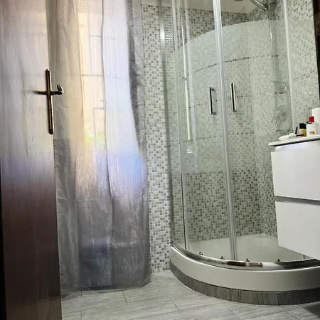 Small Luxury Torvajanica Apartment